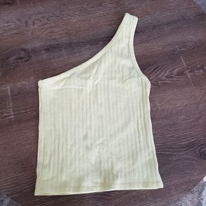 🌷American Eagle one shoulder top yellow size Medium